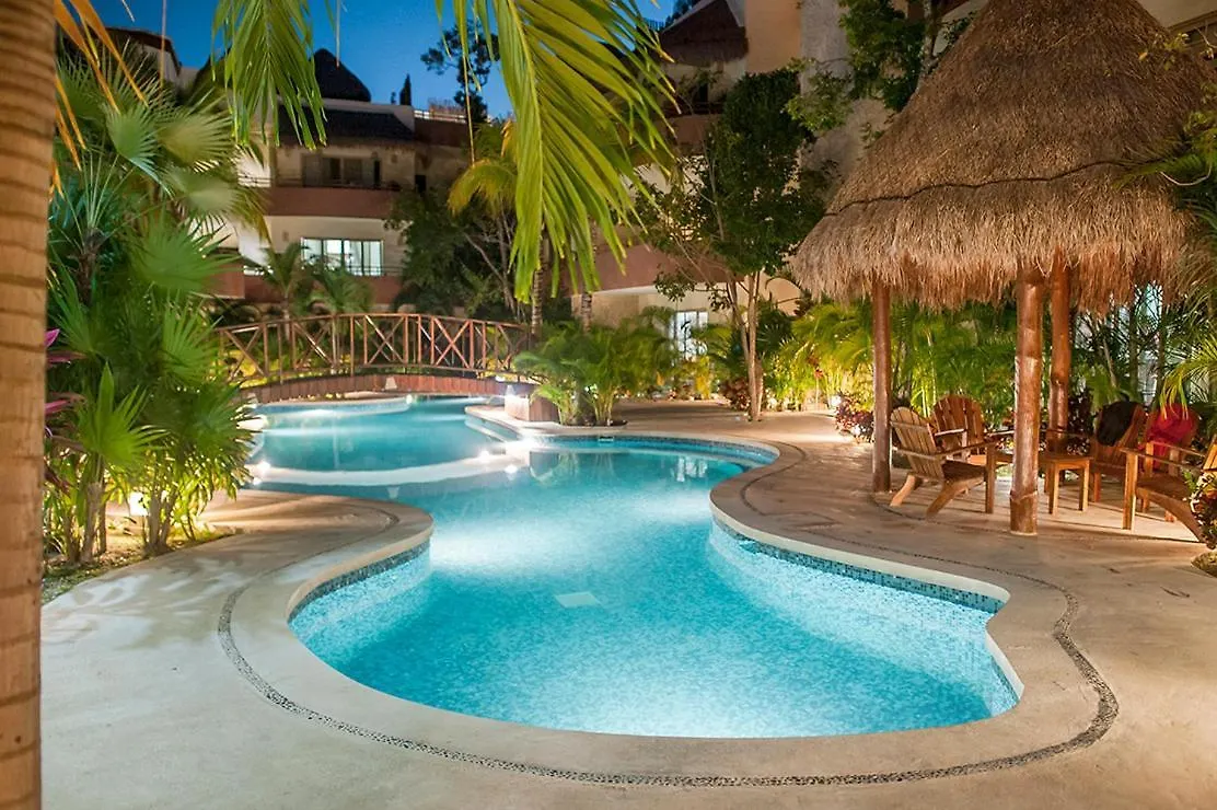 Lägenhet Penthouse With Private Rooftop Terrace, Hot Tub, And Community Pool Tulum