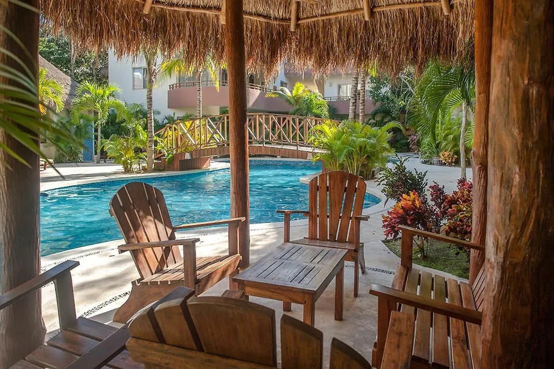 Penthouse With Private Rooftop Terrace, Hot Tub, And Community Pool Apartment